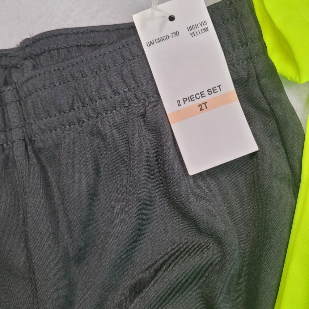 Under Armour‎ Toddler Boys Tracksuit 2 Piece Set Neon Yellow Black 2T